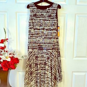 BLACK AND WHITE DRESS S-12